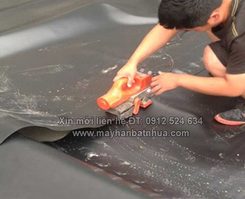 M&aacute;y h&agrave;n bạt HDPE ao nu&ocirc;i t&ocirc;m - model XS800