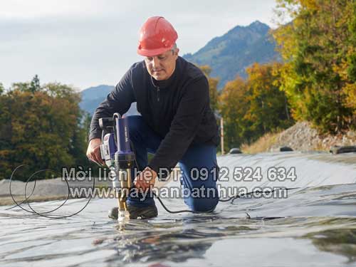 M&aacute;y h&agrave;n đ&ugrave;n Weldy Booster EX2 h&agrave;n bạt nhựa HDPE